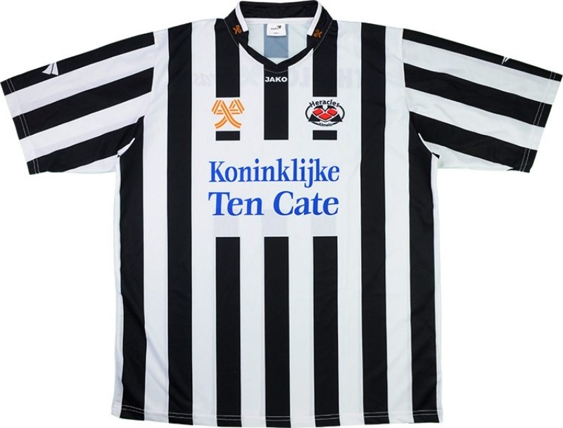 Heracles Almelo thuisshirt 2005-2006 - 1