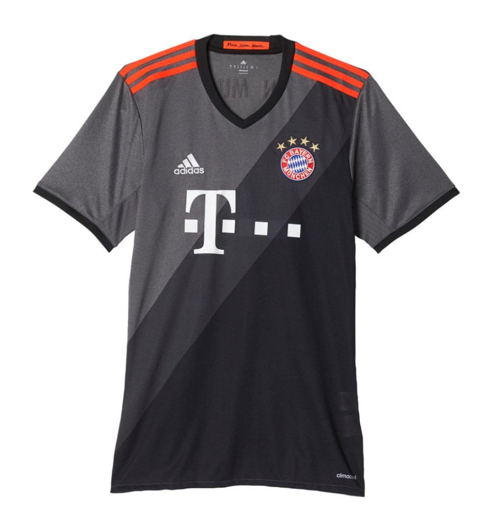FC Bayern München uitshirt 2016-2017 - 1