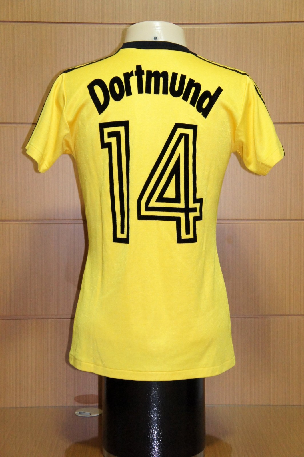 Borussia Dortmund thuisshirt 1976-1977 - 2
