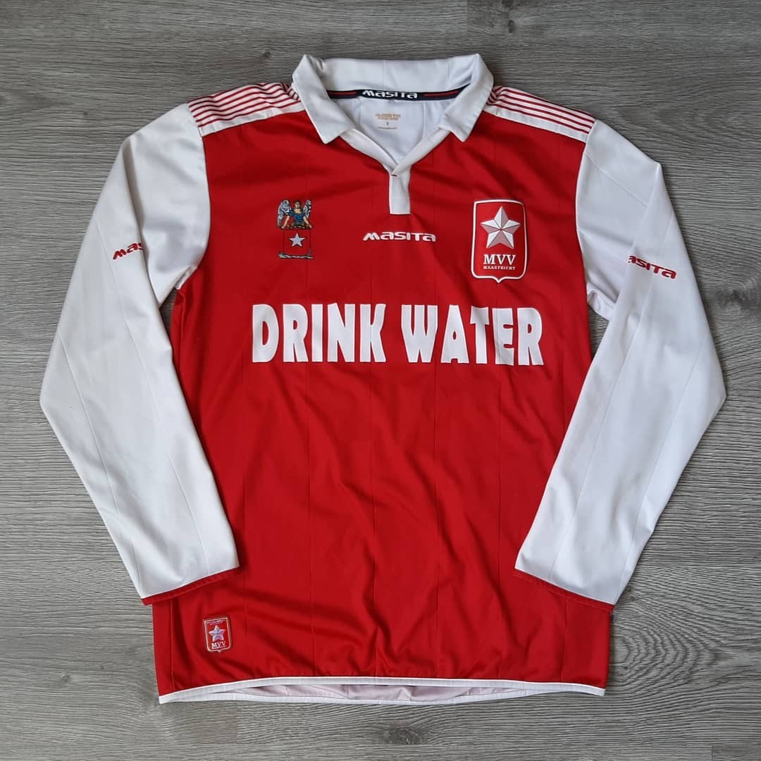 MVV Maastricht thuisshirt 2014-2015 - 1